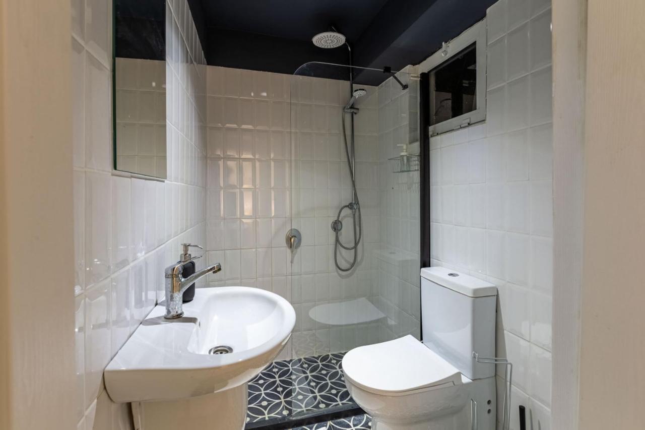 Excellent Flat With Lovely Backyard In Cihangir İstanbul Dış mekan fotoğraf